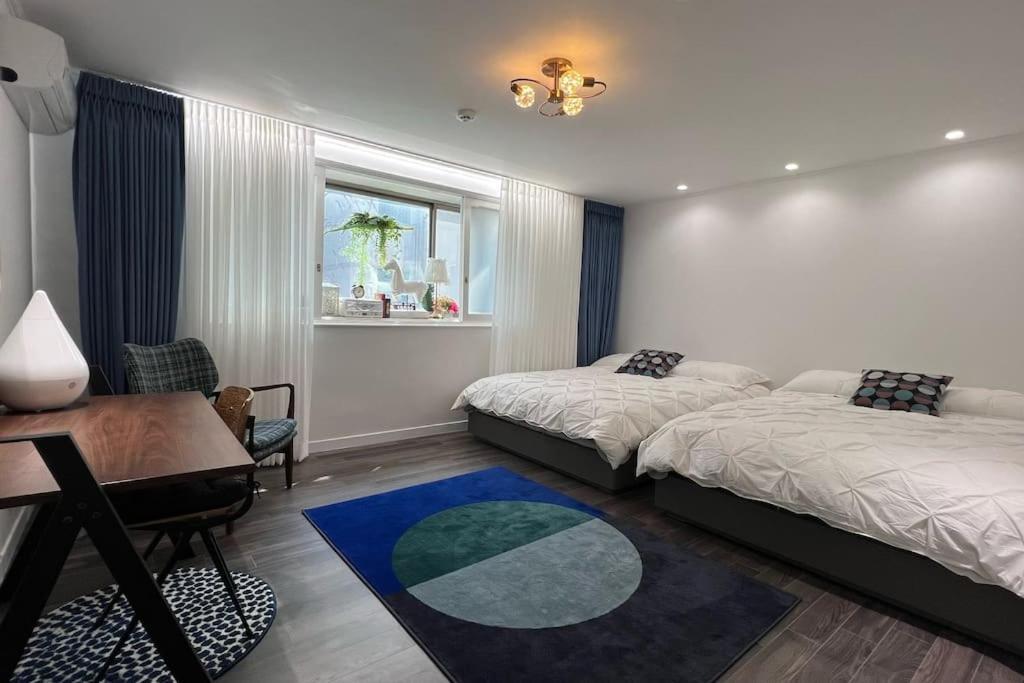 Hongdae 3Bedroom Apartment #14 Сеул Екстер'єр фото