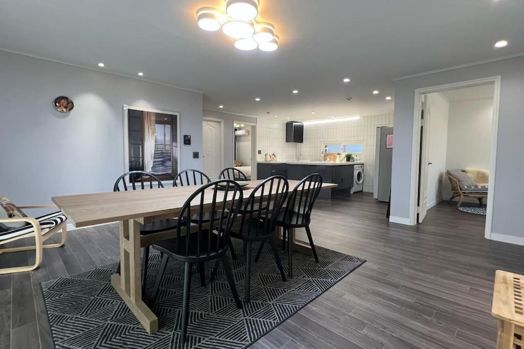 Hongdae 3Bedroom Apartment #14 Сеул Екстер'єр фото